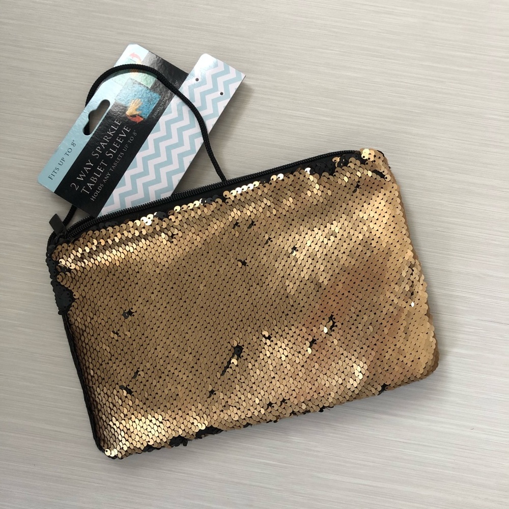 Nwt 2 way sparkle tablet sleeve - gold/black